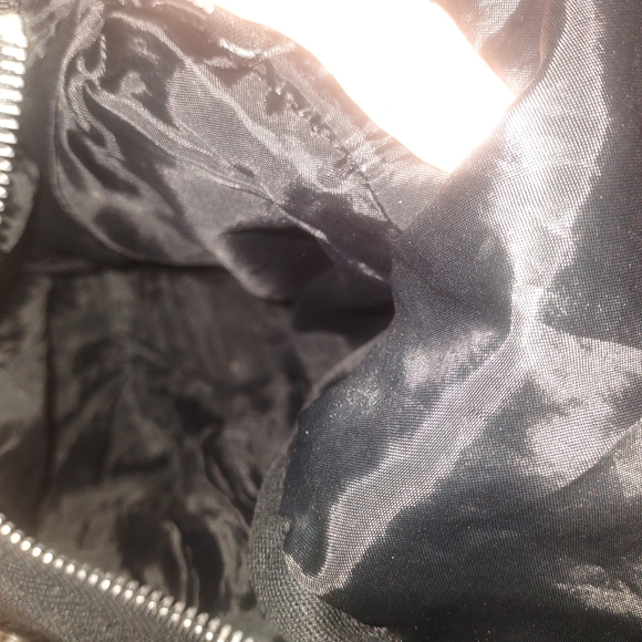 Sold - Picture 5 of 8